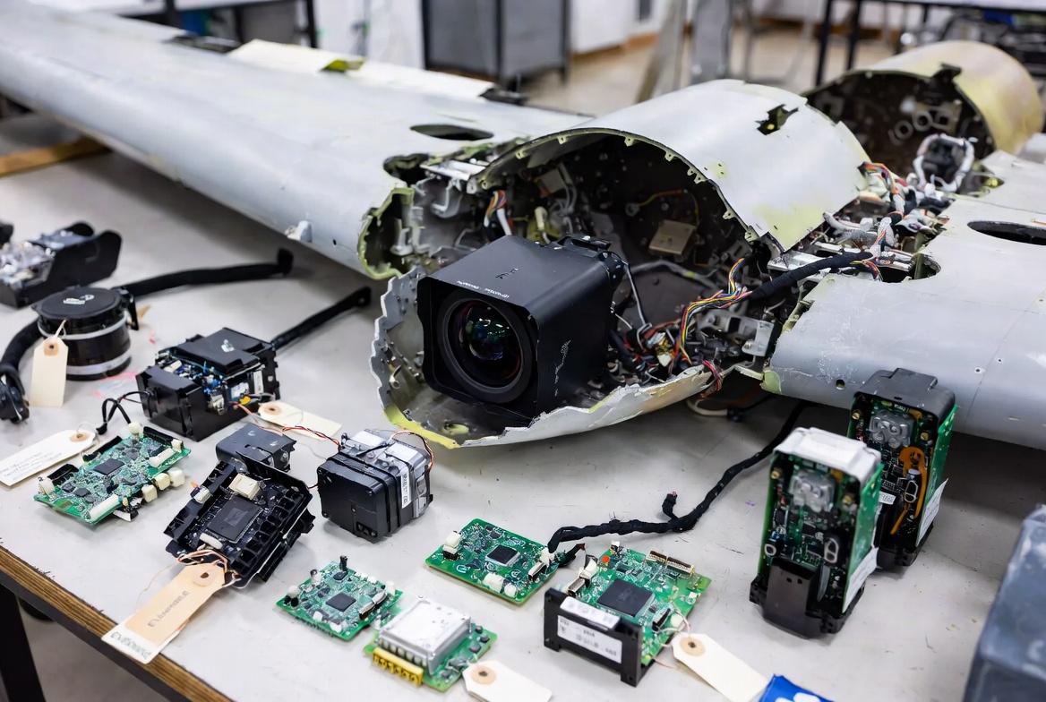 Chinese components in upgraded Shahed-136 drone: optical guidance modules and flight controllers